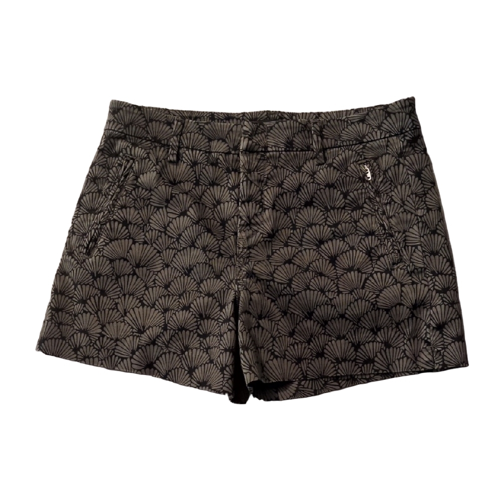 Level 99 Green Clamshell Shorts Size 29